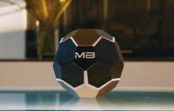 एकाच वेळी चार फोन चार्ज, वायरलेस चार्जरची किंमत फक्त...