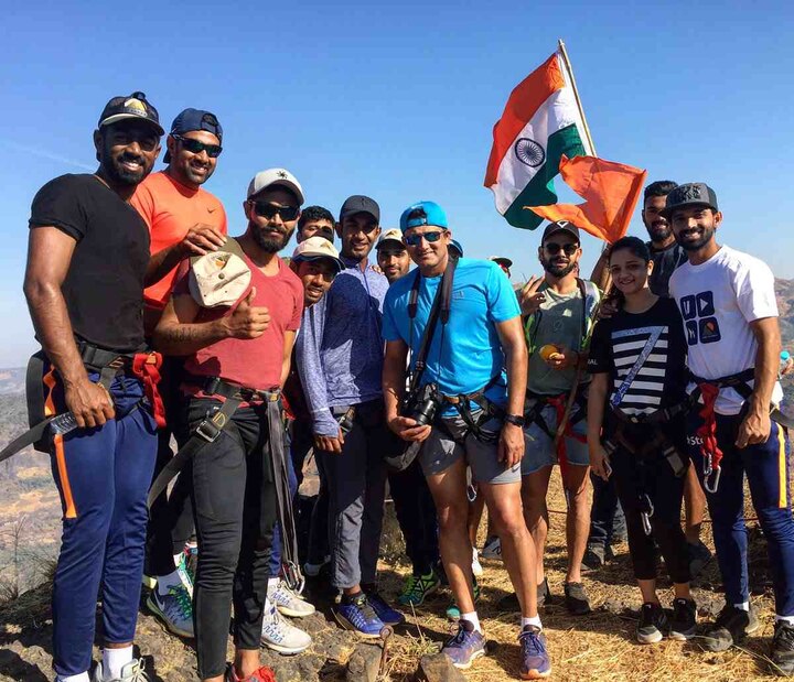 Team India Trekking At Tamhini Ghat सह्याद्रीच्या दऱ्याखोऱ्यात टीम इंडियाचं ट्रेकिंग!