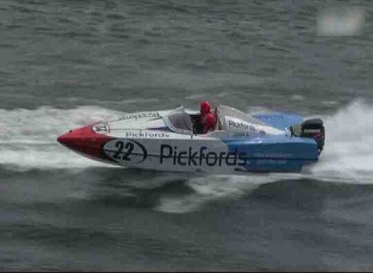 Mumbai P1 Powerboar Racing Still Under Doubt मुंबईतील पी वन पॉवरबोट शर्यतीचं भवितव्य अद्यापही अधांतरीच