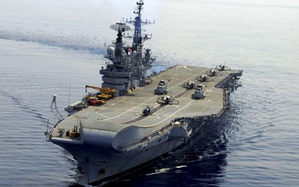 शक्तिशाली युद्धनौका 'विराट' आज निवृत्त