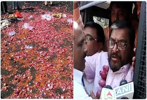 Raju Shetti Agitates For Onion Price In Front Of Vidhanbhavan विधानभवनाबाहेर स्वाभिमानीचं आंदोलन, राजू शेट्टी ताब्यात