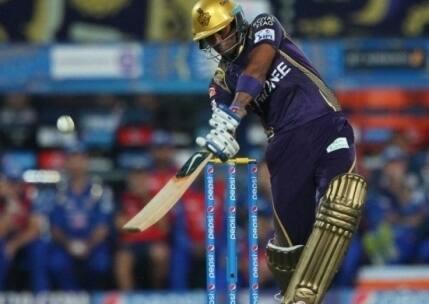 तर आदित्य तरेंनही 11 चेंडूत 3 चौकार आणि 4 षटकार ठोकले.