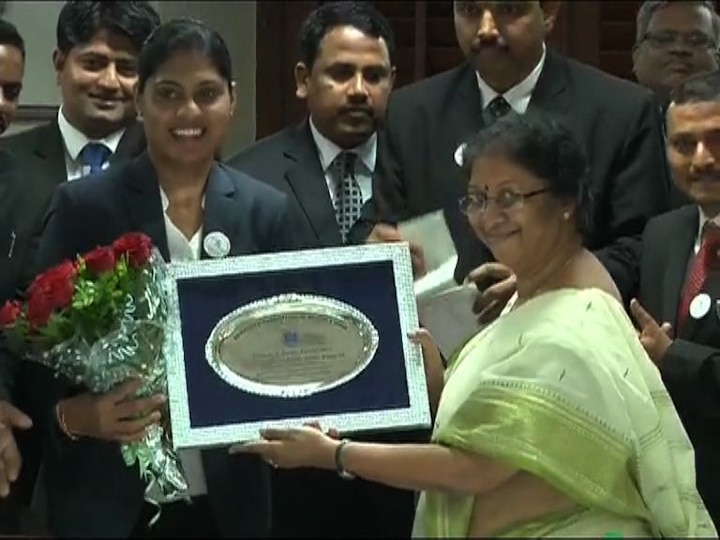 Lalita Babar Honored By Mumbai High Court ‘सातारा सुपरफास्ट’ ललिता बाबरचा मुंबई हायकोर्टात सत्कार