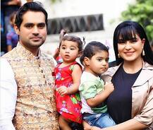 चित्रपटात पुनरागमनाच्या निर्णयामुळे वीणा मलिकचा घटस्फोट