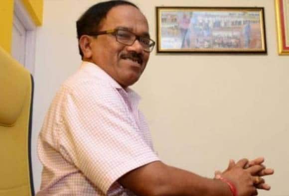 गोव्यात मुख्यमंत्र्यांसह भाजपच्या सहा मंत्र्यांचा पराभव 6 Ministers Lose In Goa Including Cm Laxmikant Parsekar गोव्यात मुख्यमंत्र्यांसह भाजपच्या सहा मंत्र्यांचा पराभव