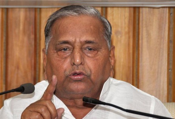 Alliance With Congress Doomed Us Says Mulayam Singh Yadav काँग्रेसमुळे 'सपा'चा पराभव, मुलायम सिंहांचा निशाणा