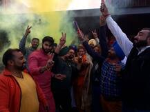 नवज्योत सिंह सिद्धूंच्या घरी विजयाची होळी