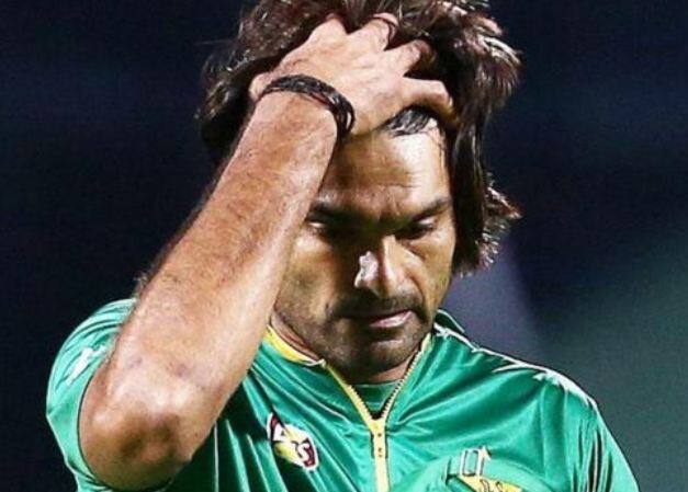 Pcb Suspends Mohammad Irfan In Spot Fixing Case पाकिस्तानचा वेगवान गोलंदाज मोहम्मद इरफान निलंबित