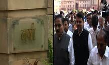 मुख्यमंत्री दिल्लीवरुन परतताच ‘वर्षा’वर कॅबिनेट बैठक