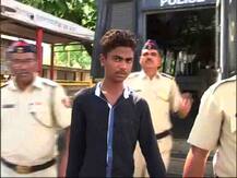 प्रियकरासह अल्पवयीन तरुणीची स्वतःच्याच घरी दागिन्यांची चोरी