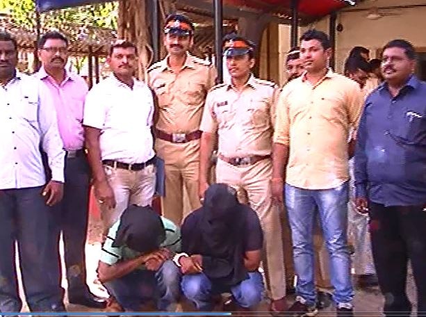 Mumbai Group Of Friends Looted Atm To Enjoy In Goa गोव्यात मित्रांसोबत पार्टीसाठी मुंबईत एटीएम लुटणारे गजाआड