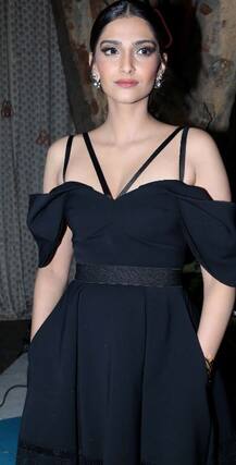 अभिनेत्री सोनम कपूरचा नवा लूक 