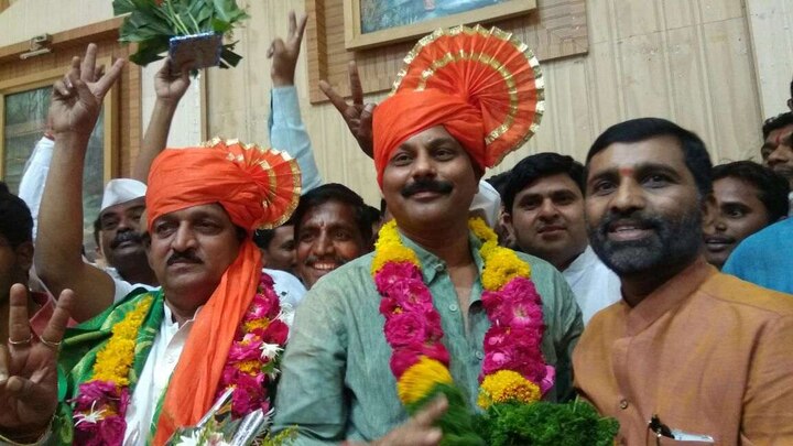 Bjp Alliance Won Zp Election In Solapur सोलापुरात मोठा पक्ष राष्ट्रवादी, मात्र झेडपी अध्यक्ष भाजप महाआघाडीचा !