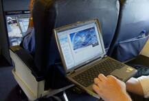 8 देशातील नागरिकांना विमानात लॅपटॉपवर बंदी, अमेरिका, ब्रिटनचा निर्णय