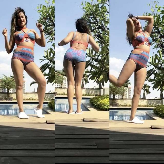 पाहा आणखी फोटो....