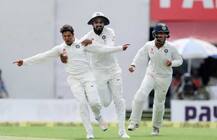 IndvsAus : ऑस्ट्रेलियाचा पहिला डाव 300 धावांत आटोपला