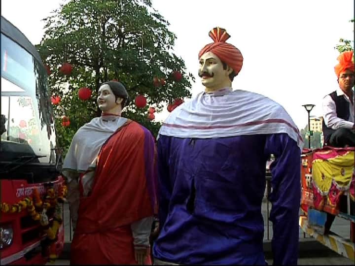 मुंबईसह राज्यभरात मोठ्या आनंदात, उत्साहात आणि जल्लोषात नववर्षाचं स्वागत केलं जातं आहे. आज सकाळी ८ वाजून २७ मिनीटांनी श्री. शालिवाहन शके १९३९ हमलंबीनाम संवत्सचारा प्रारंभ होऊन नतून वर्ष सुरु होईल. दरम्यान, पुढच्यावर्षी गुढीपाडवा दहा दिवस अगोदर म्हणजे १८ मार्च २०१८ रोजी येणार असल्याचं खगोल अभ्सासकांचं म्हणणं आहे.