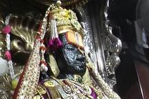 विठू-रखुमाईला पारंपरिक दुर्मिळ दागिन्यांचा साज !