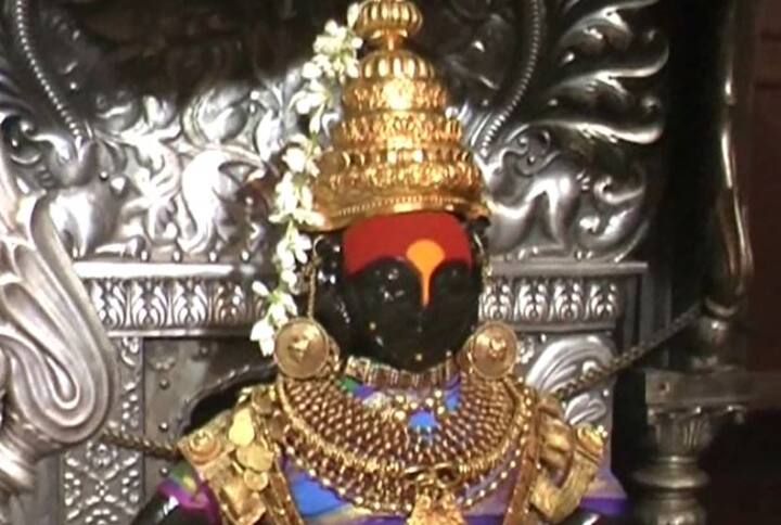 पाहा आणखी फोटो....