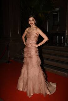 अवॉर्ड सोहळ्यात अनुष्का शर्माचा हटके लूक