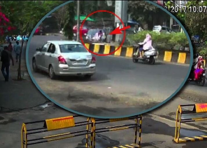 Car Accident Captured In Cctv In Navi Mumbai CCTV : खारघरमध्ये भरधाव गाडीने महिलेला उडवलं !