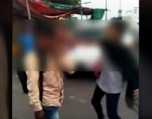 प्रेमात फसवल्याने प्रेयसीने प्रियकराला भर रस्त्यात बेदम चोपलं!