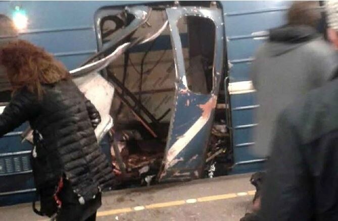 Russia Subway Bomb Blast Latest Update रशियात मेट्रो ट्रेनमध्ये बॉम्बस्फोट, दहा जणांचा मृत्यू