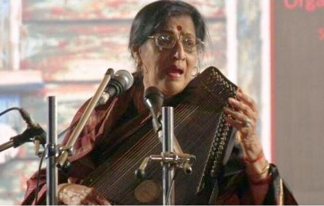 Reactions On Classical Singer Kishori Amonkars Death किशोरी आमोणकर यांचं निधन, दिग्गजांची श्रद्धांजली