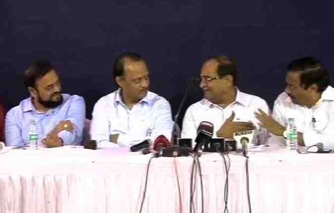 एक लाखापर्यंत नव्हे, सरसकट कर्जमाफी द्या : विरोधक Opposotions Press Conference Over Loan Waiver एक लाखापर्यंत नव्हे, सरसकट कर्जमाफी द्या : विरोधक