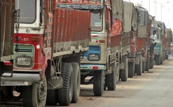 All India motor transport congress chakka jam from 20th July ट्रक चालकांचा 20 जुलैपासून बेमुदत संप