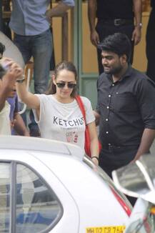 युवराज सिंहची पत्नी हेजल कीचचा हटके लूक