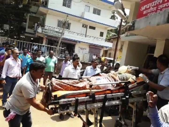 या भागातील समुद्र धोकादायक आहे. ‘खोल पाण्यात जाऊ नये’ असे फलकही येथे लावले आहेत.