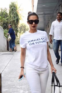 अभिनेत्री मलायका अरोराच्या सॉलिड अदा 