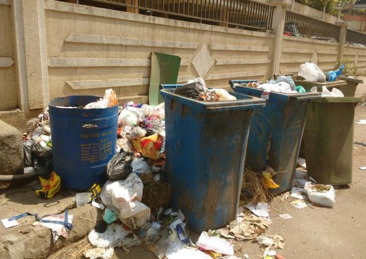 Cleaning Workers Goes On Strike Garbage In Panvel Municipal Corporation Area सफाई कामगार संपावर, पनवेल महापालिका क्षेत्रात कचऱ्याचे ढीग