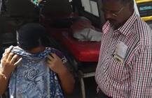 आईनंच दोन दिवसांच्या मुलाला रस्त्यावर फेकलं, बाळाचा दुर्दैवी अंत