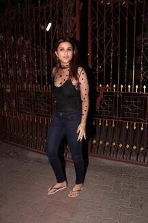 अभिनेत्री परिणीती चोप्राचा भन्नाट लूक 