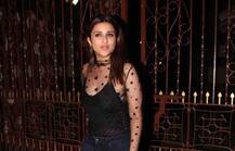 अभिनेत्री परिणीती चोप्राचा भन्नाट लूक 