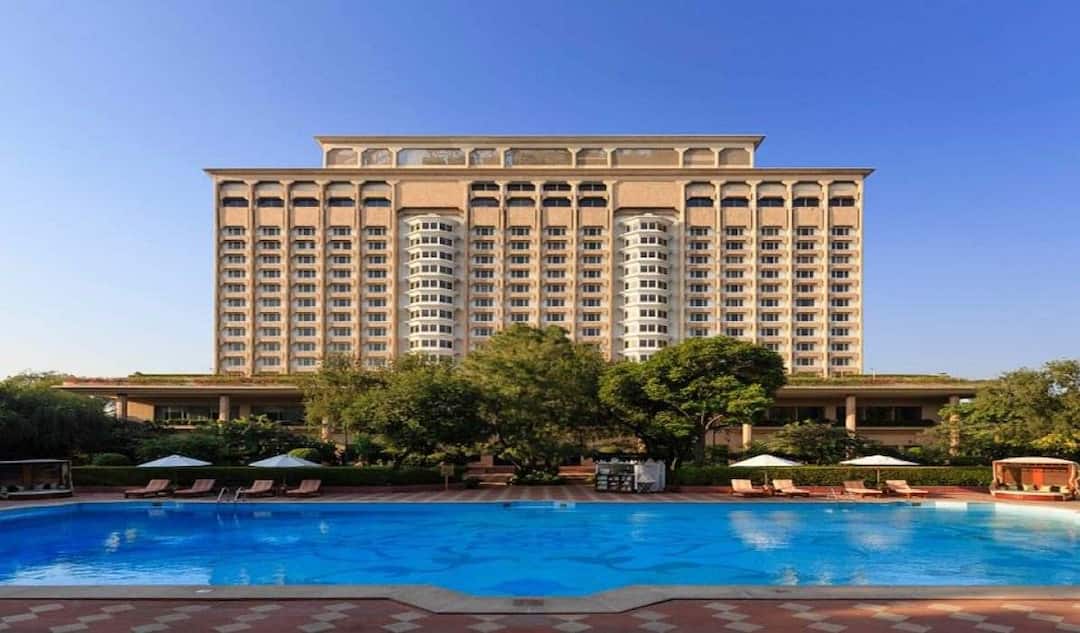 Supreme Court Allows Ndmc To E Auction Taj Mansingh Hotel टाटांच्या 'ताज'चा ई-लिलाव होणार