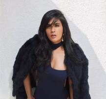 अभिनेत्री रिचा चढ्ढाचा हटके लूक 