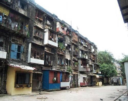 Police will get MHADA houses, who living in BDD Chawl from last 30 years latest updates 30 वर्षांपासून बीडीडी चाळीत राहणाऱ्या पोलिसांना म्हाडाची घरं मिळणार