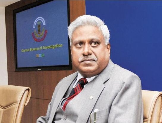 Cbi Files Case Against Former Cbi Director Ranjit Sinha सीबीआयचे माजी संचालक रणजित सिन्हा यांच्याविरोधात गुन्हा