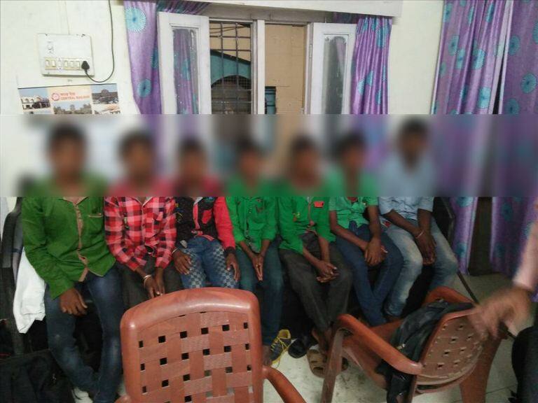 7 Minor Children Held In Wardha By Police Latest Updates वर्ध्यात झारखंडमधील सात अल्पवयीन मुलं ताब्यात, चाईल्ड ट्रॅफिकिंगचा संशय