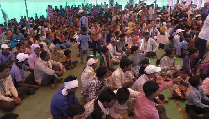 गावातीलच नव्हे, तर संपूर्ण जिल्ह्यातील मंडळींनी लग्नाला हजेरी लावली आणि श्रमदान करुन गाव पाणीदार होण्यासाठी हातभार लावला.