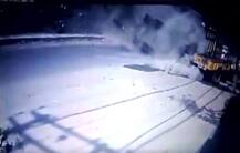 CCTV : ट्रक उड्डाणपुलावरुन थेट खालून जाणाऱ्या रिक्षावर कोसळला