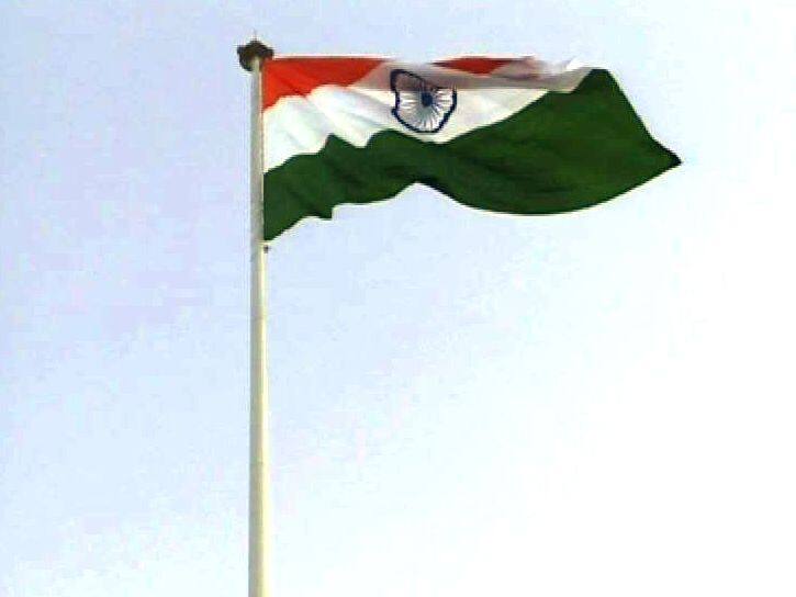 वाघा बॉर्डरनंतर सर्वात मोठा ध्वजस्तंभ कोल्हापुरात, डौलाने तिरंगा फडकला! After Wagah Border Indias Second Tallest Tricolor Hoisted At Kolhapur वाघा बॉर्डरनंतर सर्वात मोठा ध्वजस्तंभ कोल्हापुरात, डौलाने तिरंगा फडकला!