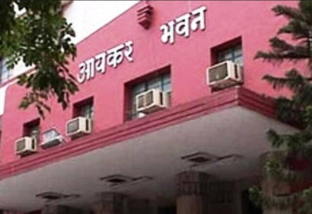 जालन्यात स्टील कंपन्यांवर धाड, कोट्यवधीचा काळा पैसा सापडला