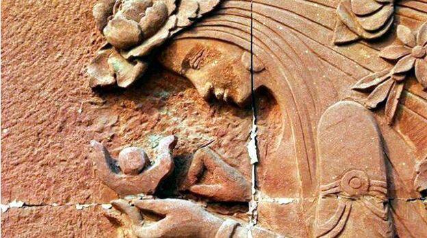 घुमक्कडी (40) : न्युवाची भलीबुरी लेकरं