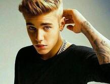 जस्टिन बिबरकडे पैसा किती?