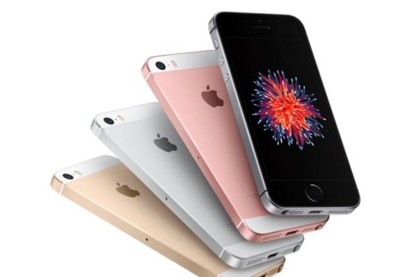 Iphone Se Available At Lowest Prices Ever In India Latest Update एका वर्षातच आयफोन SE निम्म्या किंमतीत उपलब्ध!