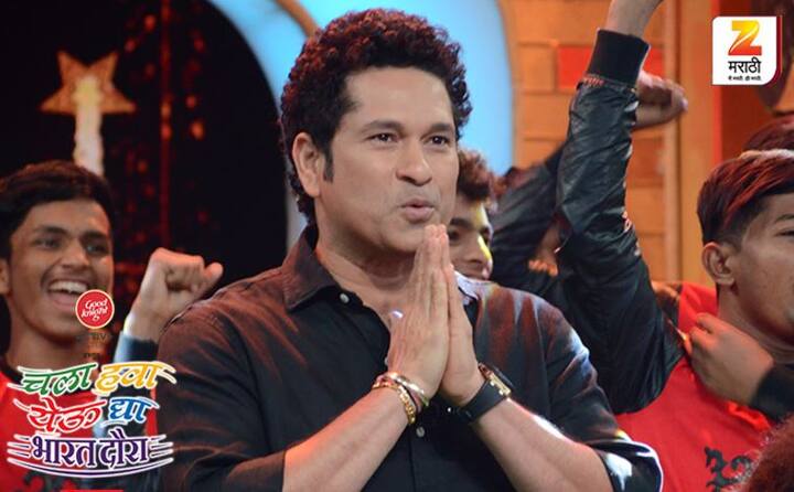 ‘सचिनः अ बिलियन ड्रिम्स’ चित्रपट ही आपल्या आयुष्यातली आणखी एक महत्त्वाची खेळी आहे, असं सांगत ही खेळी आपण आपल्या आई-बाबांना समर्पित करणार असल्याचं सचिनने सांगितलं. 